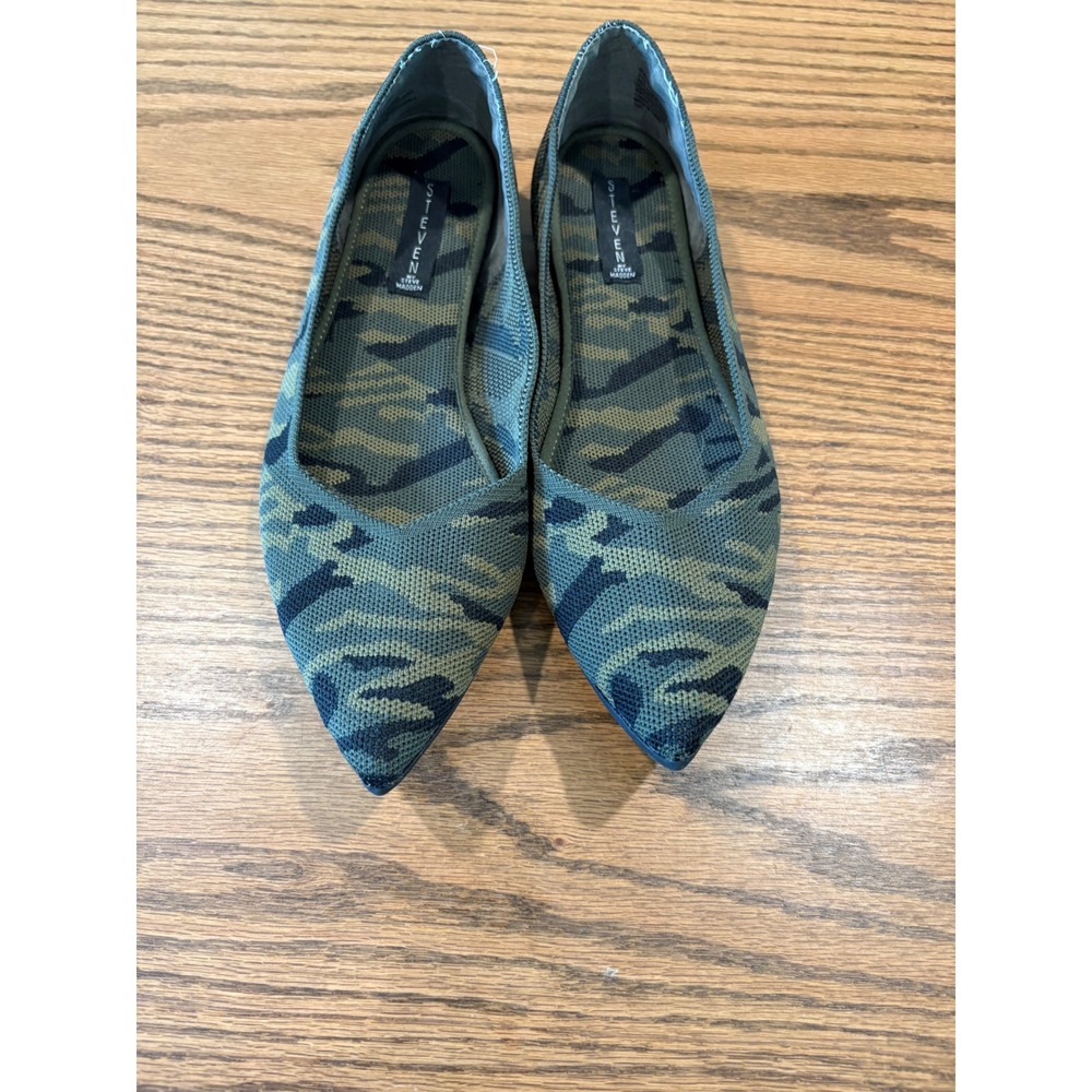 Steven by Steve Madden Rosy Camo Knit Pointed Toe Flats Green Camouflage 11M